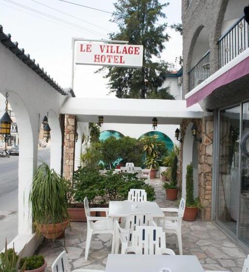 בית מלון כפרי Le Village