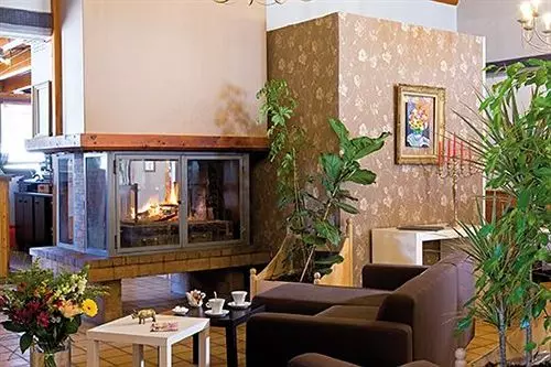 ホテル Les Clairmontelles