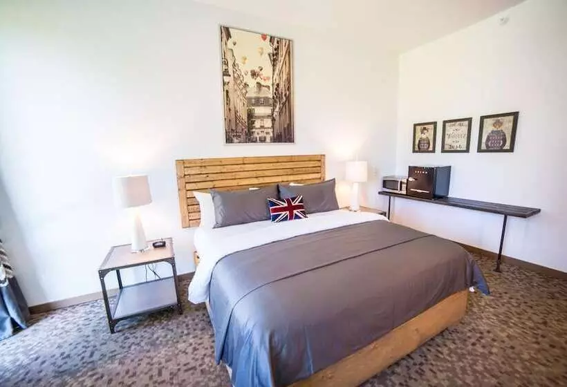 酒店 Okoboji Commons