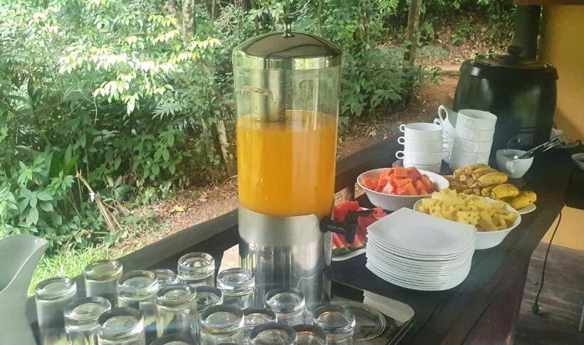 ホテル Sinharaja Forest Edge