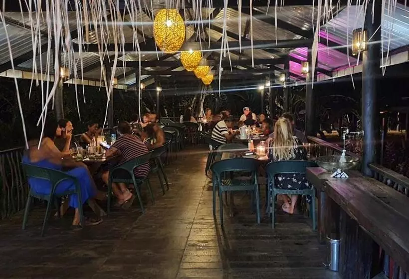 Hotel Sinharaja Forest Edge