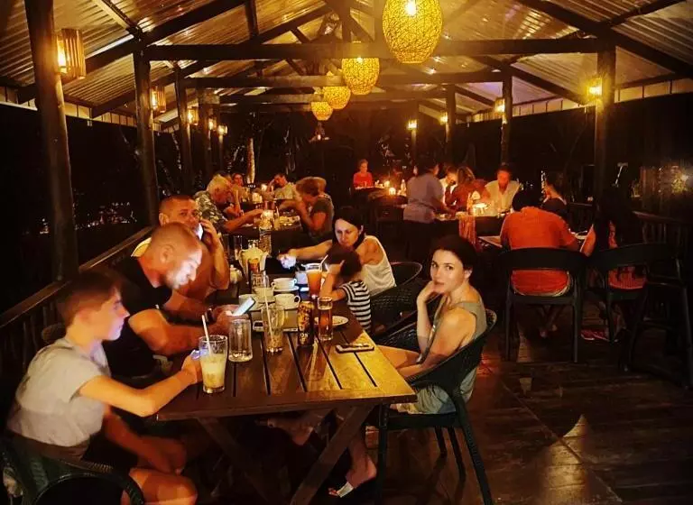 Hotel Sinharaja Forest Edge