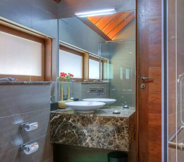 هتل Tea Plant Nuwara Eliya