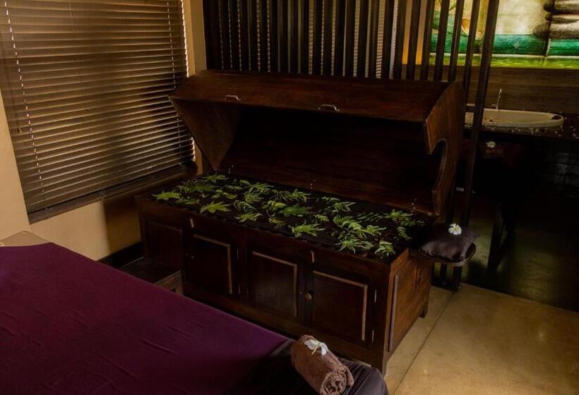 Terrace Green Hotel & Spa