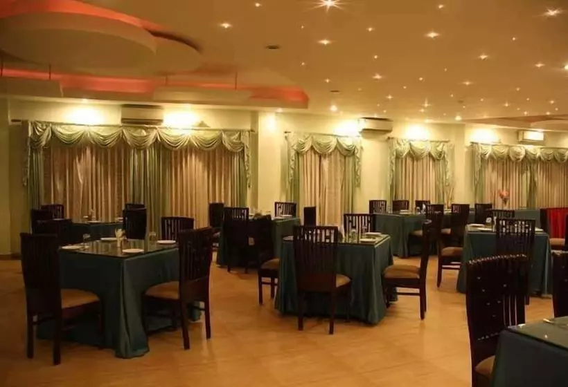 בית מלון כפרי United 21 Grassland