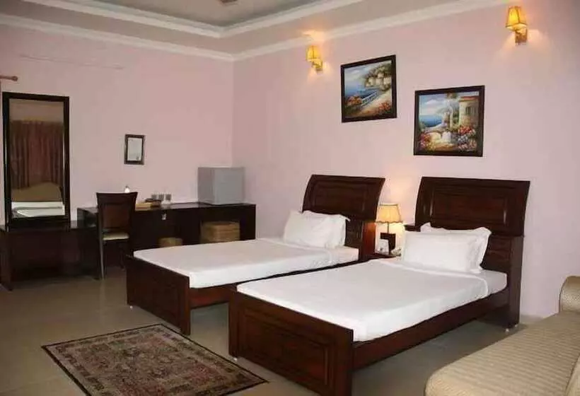 בית מלון כפרי United 21 Grassland