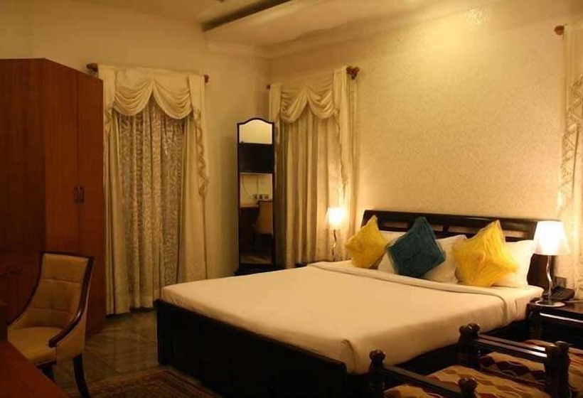 בית מלון כפרי United 21 Grassland