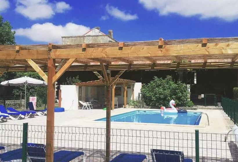 펜션 Domaine De Chantageasse