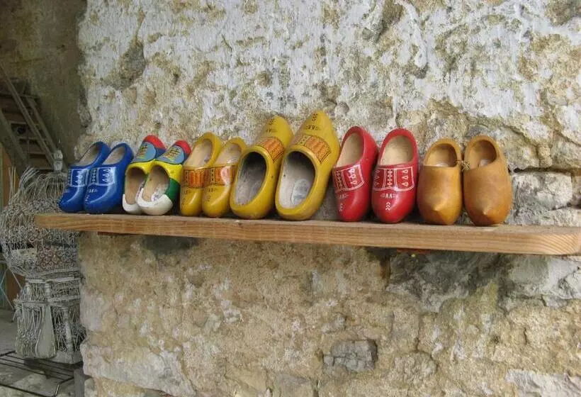 펜션 Domaine De Chantageasse