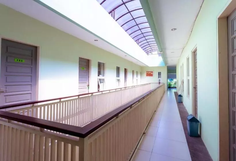 هتل Ardhya Guesthouse Syariah By Ecommerceloka