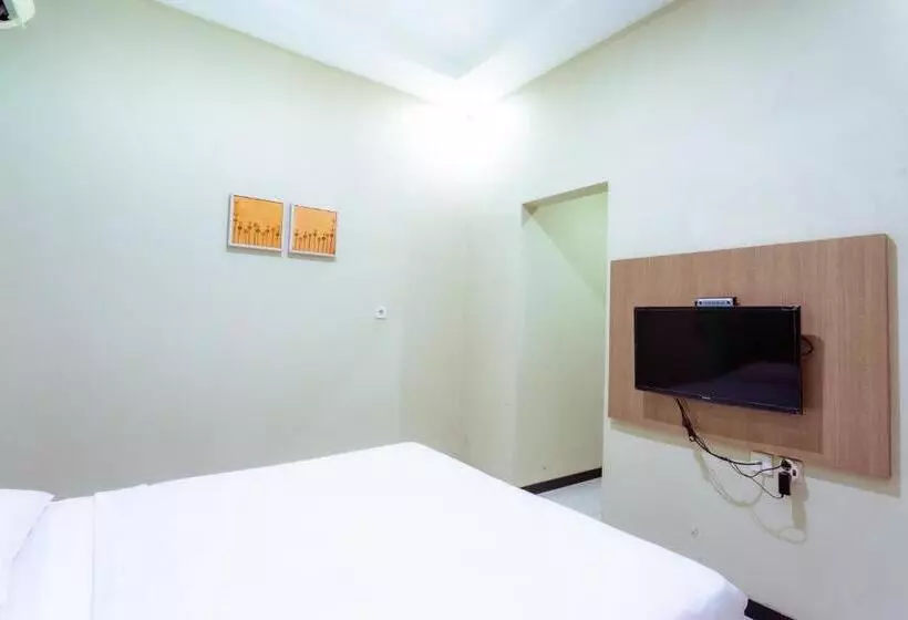 هتل Ardhya Guesthouse Syariah By Ecommerceloka