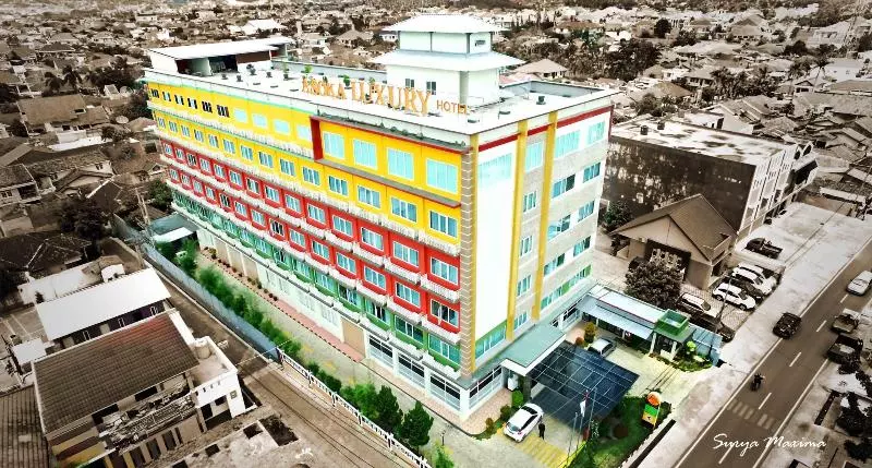 Отель Asoka Luxury