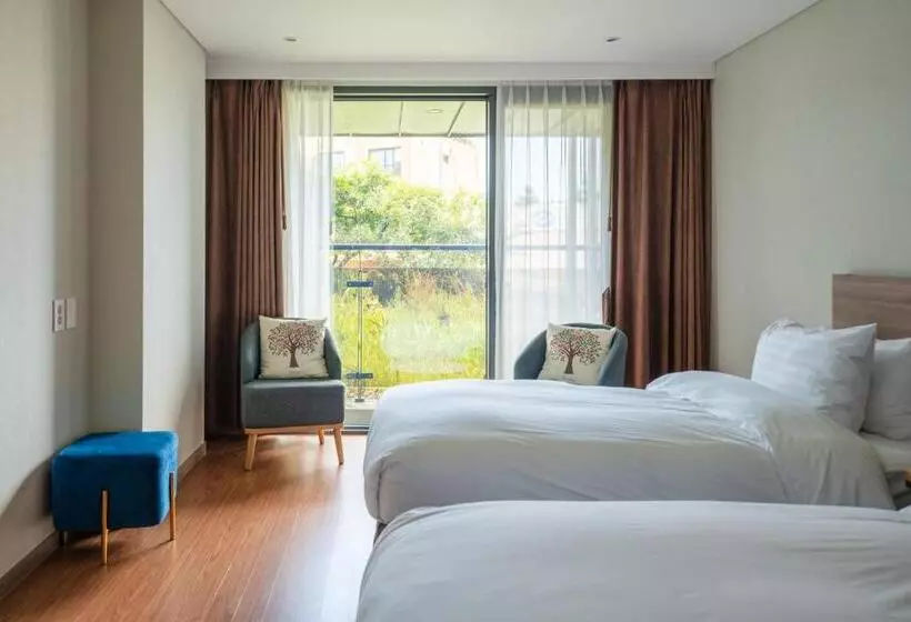 בית מלון כפרי Fine Jeju