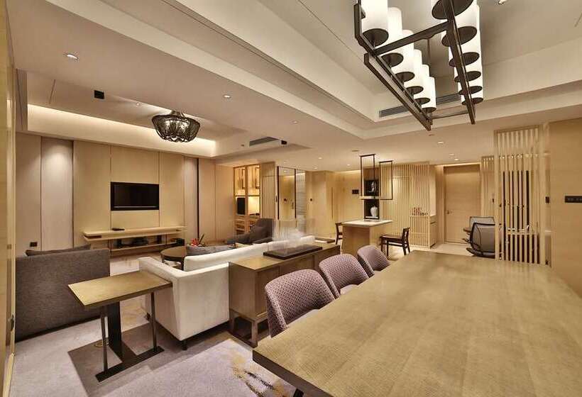 Отель Hilton Suzhou