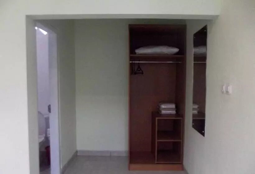 בית מלון כפרי Komodo Boutique