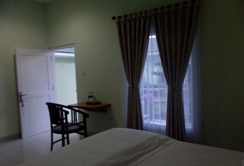 בית מלון כפרי Komodo Boutique