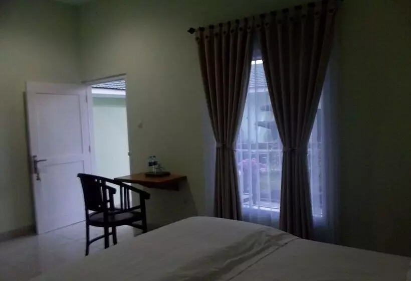 בית מלון כפרי Komodo Boutique