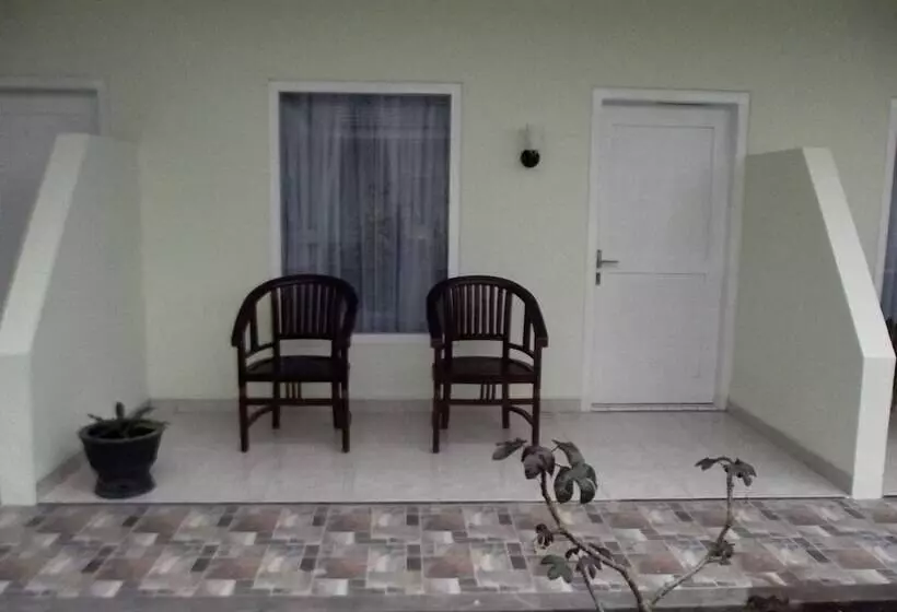 בית מלון כפרי Komodo Boutique