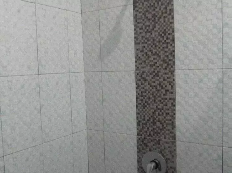 בית מלון כפרי Komodo Boutique