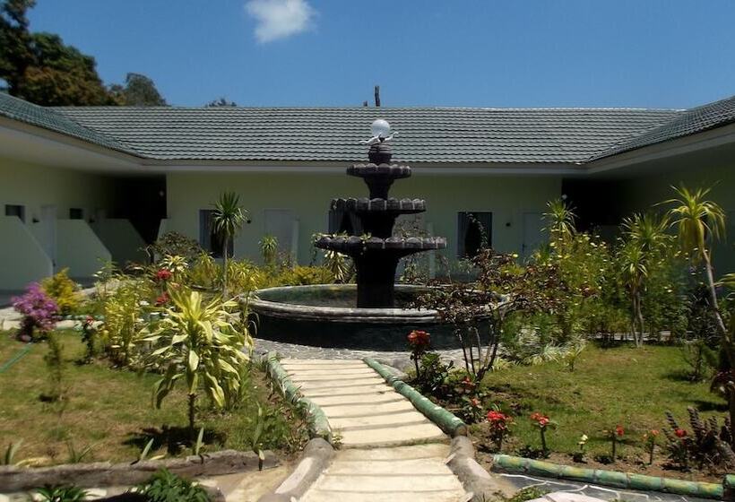 בית מלון כפרי Komodo Boutique