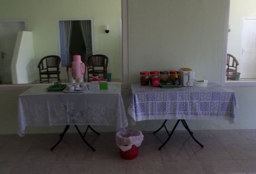 בית מלון כפרי Komodo Boutique