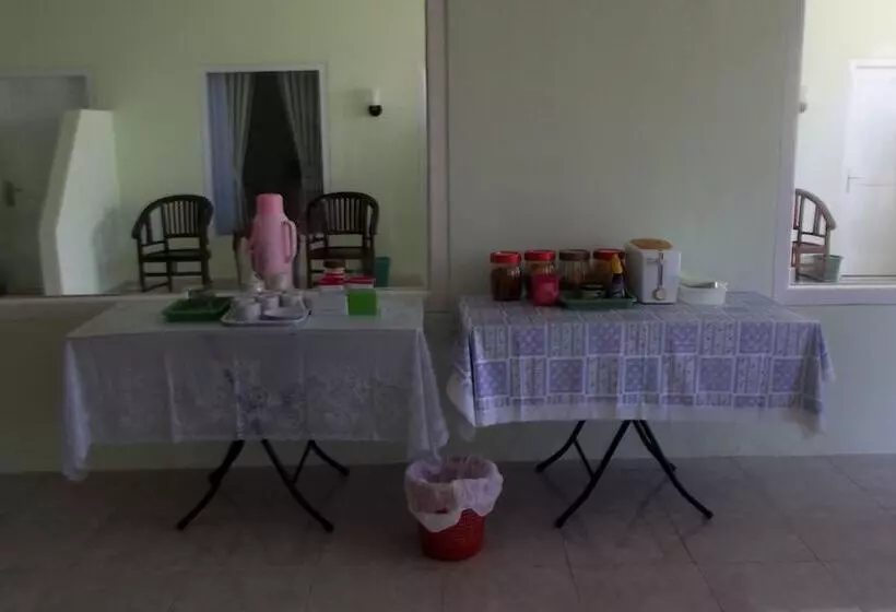 בית מלון כפרי Komodo Boutique