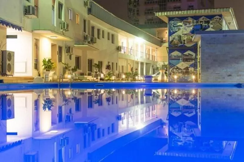 هتل La Falaise Bonanjo