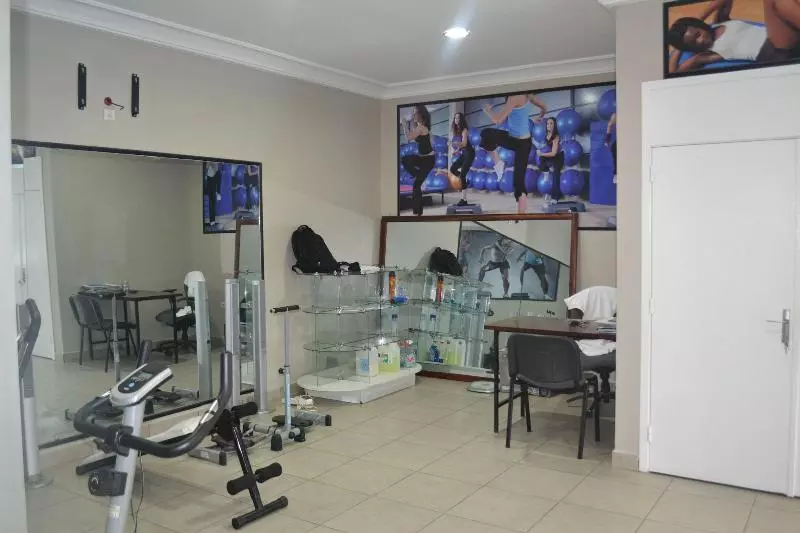 هتل La Falaise Bonanjo