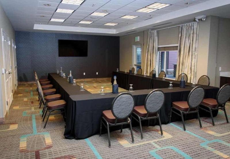 בית מלון כפרי Residence Inn By Marriott Cleveland Avon At The Emerald Event Center