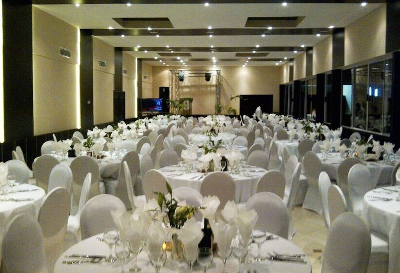 Отель Royal Kinshasa