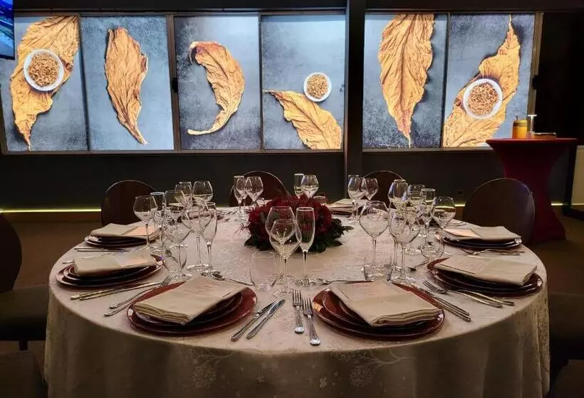 Отель Royal Kinshasa