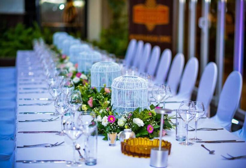 Отель Royal Kinshasa