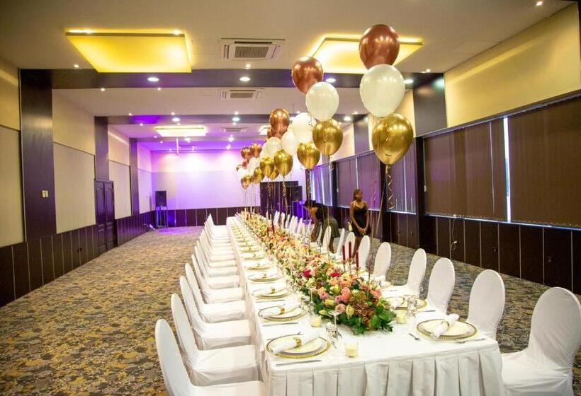 Отель Royal Kinshasa