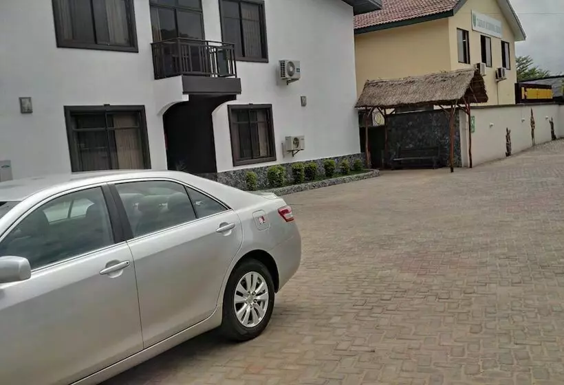 Hotelli Takoradi Standard