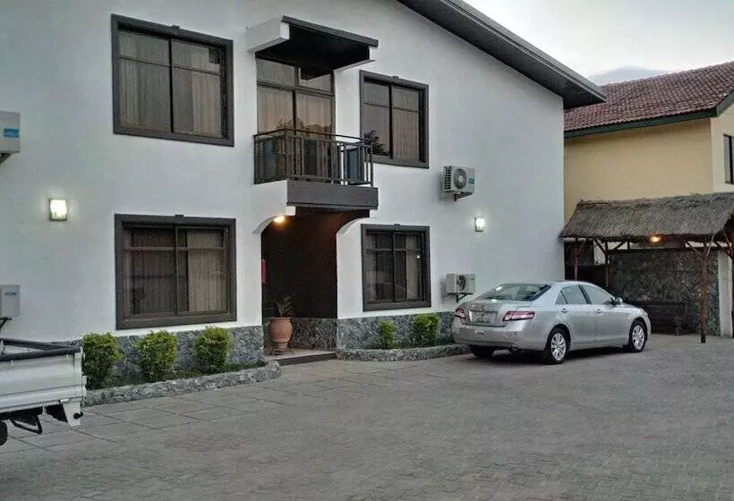 Hotelli Takoradi Standard