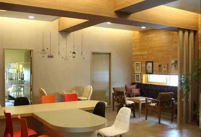 Pensão 41st Guest House