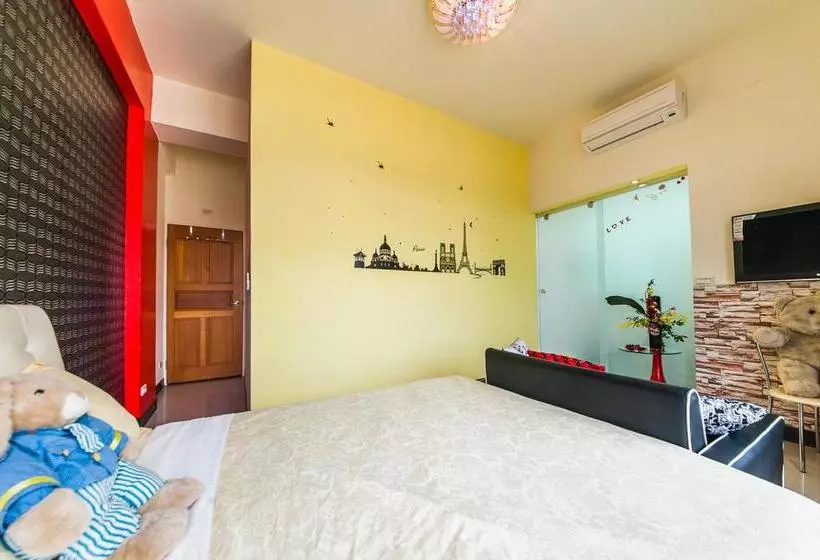 پانسیون Love Night Market Inn