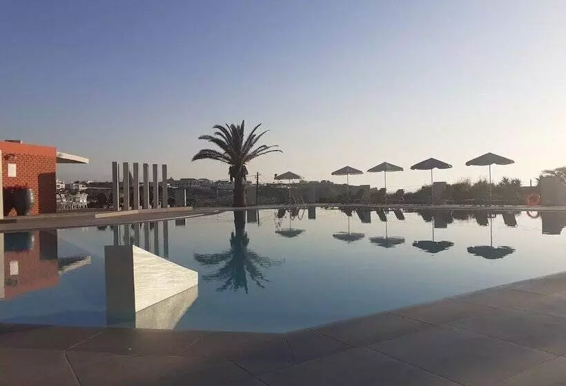 Georgia Vicky Studios & Apartments