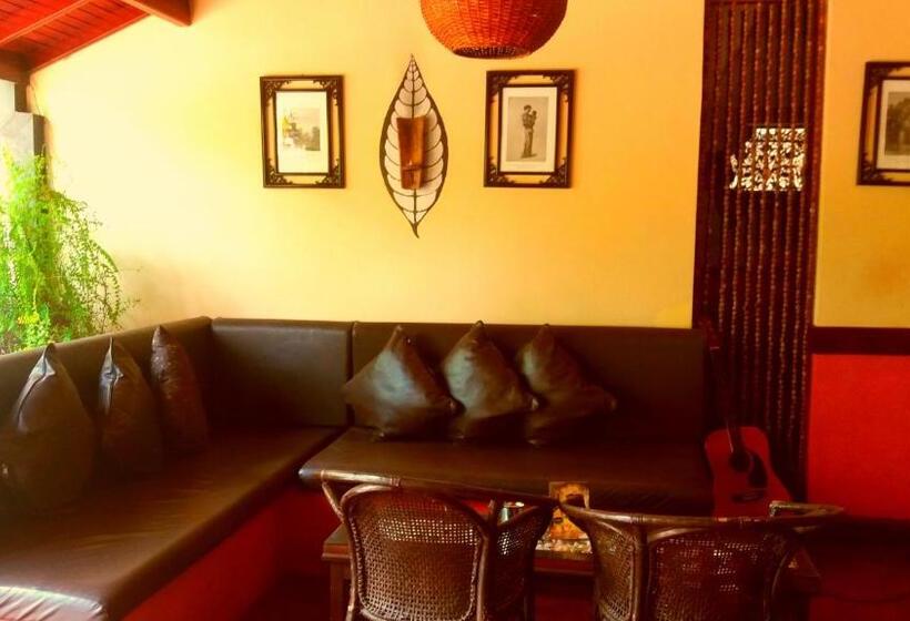 호텔 Asian Jewel Boutique