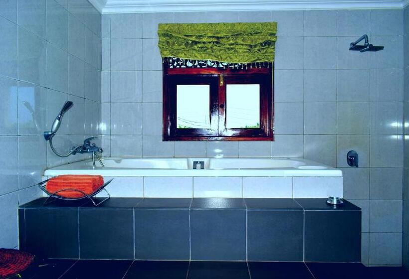 호텔 Asian Jewel Boutique