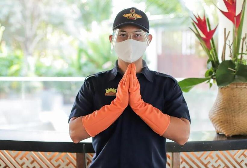 Отель Bali Paragon Resort