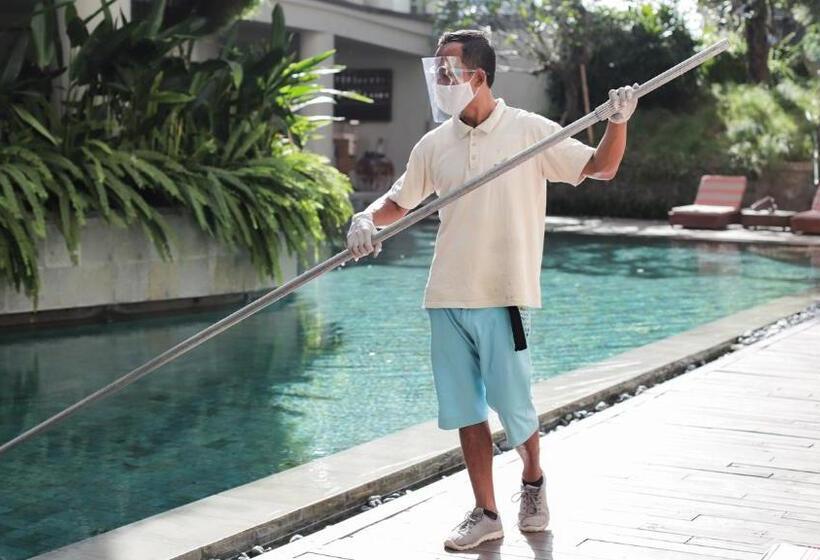 Отель Bali Paragon Resort