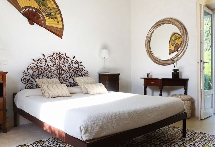 בית מלון כפרי Donna Coraly Country Boutique