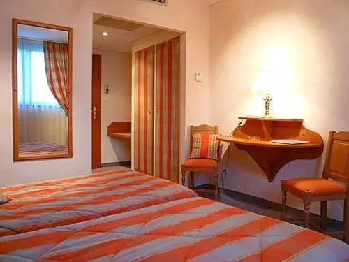 هتل Hôtel Le Riquewihr