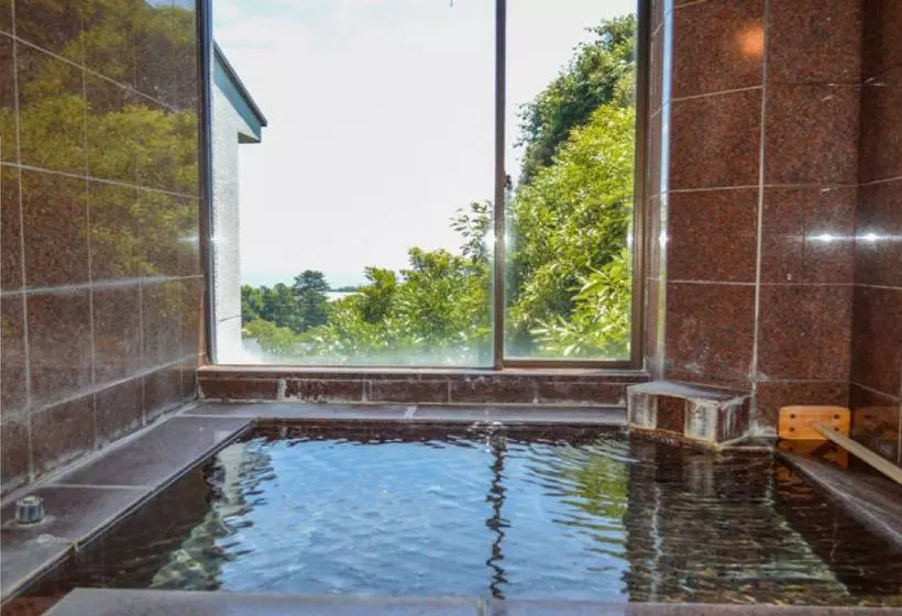 Отель Livemax Resort Izukogen