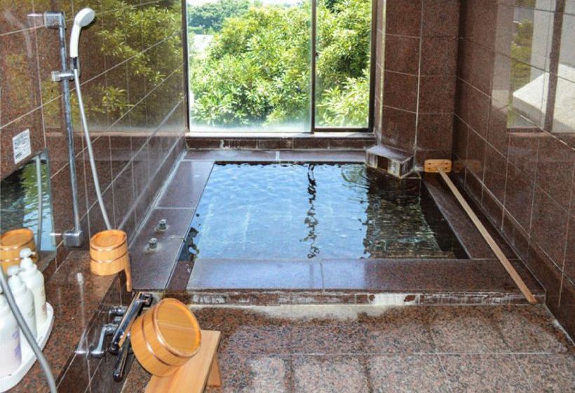 בית מלון כפרי Livemax Resort Izukogen