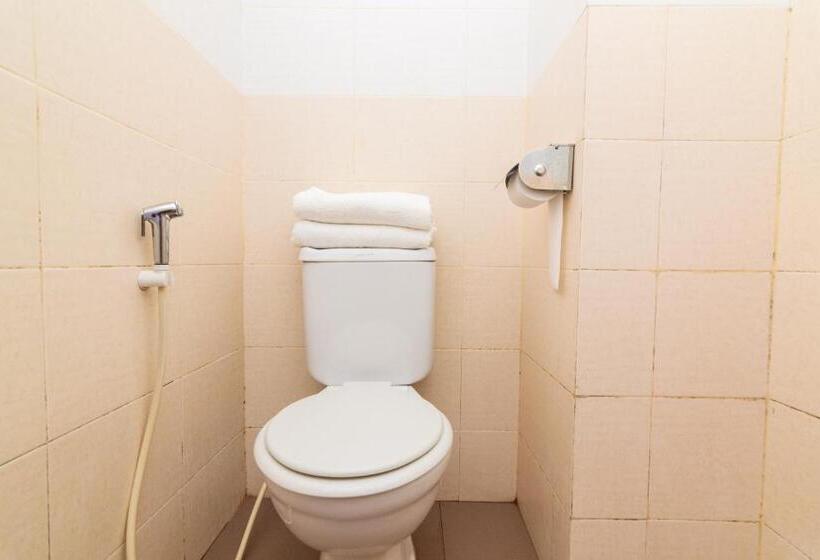 فندق Lovina Inn Nagoya Batam