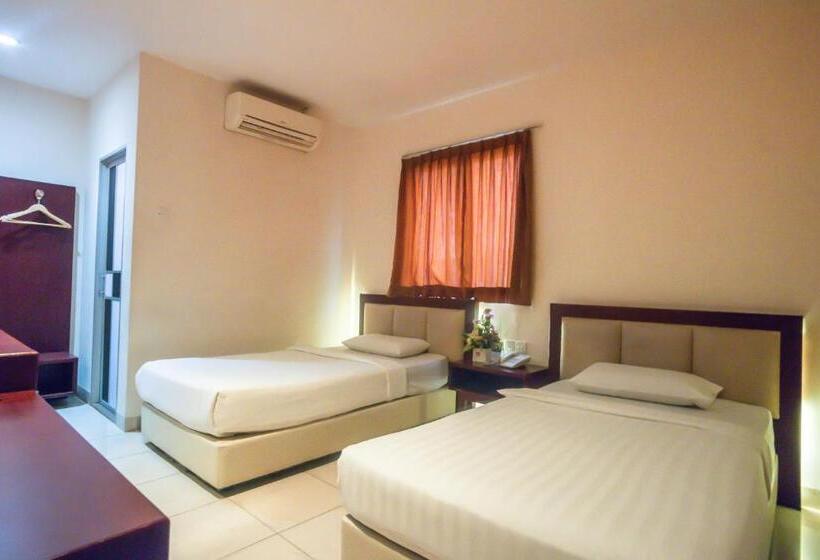 فندق Lovina Inn Nagoya Batam