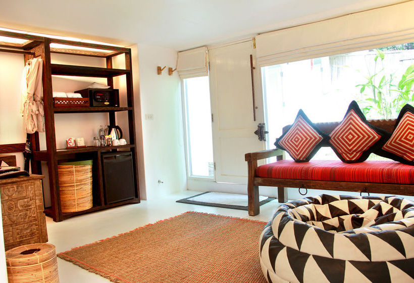 هتل Pai Island Resort