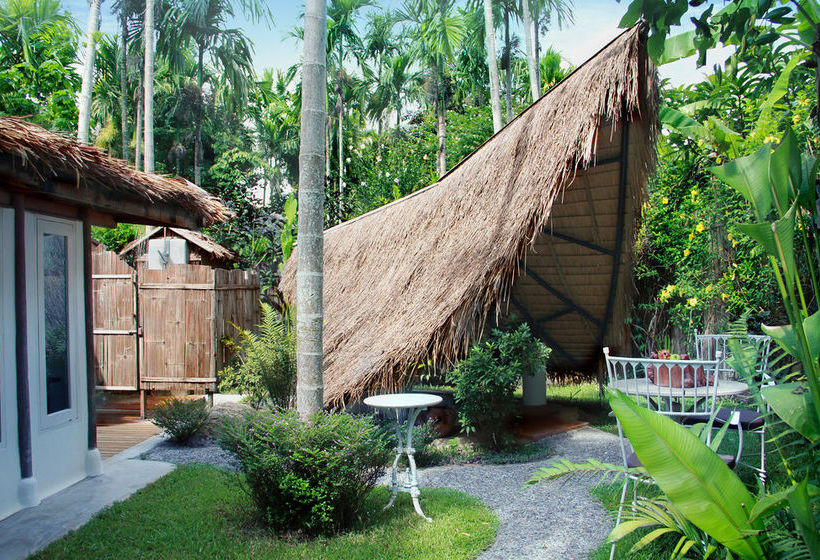 هتل Pai Island Resort